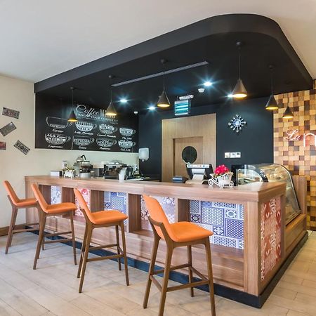 Mena Hotel Табук Екстер'єр фото