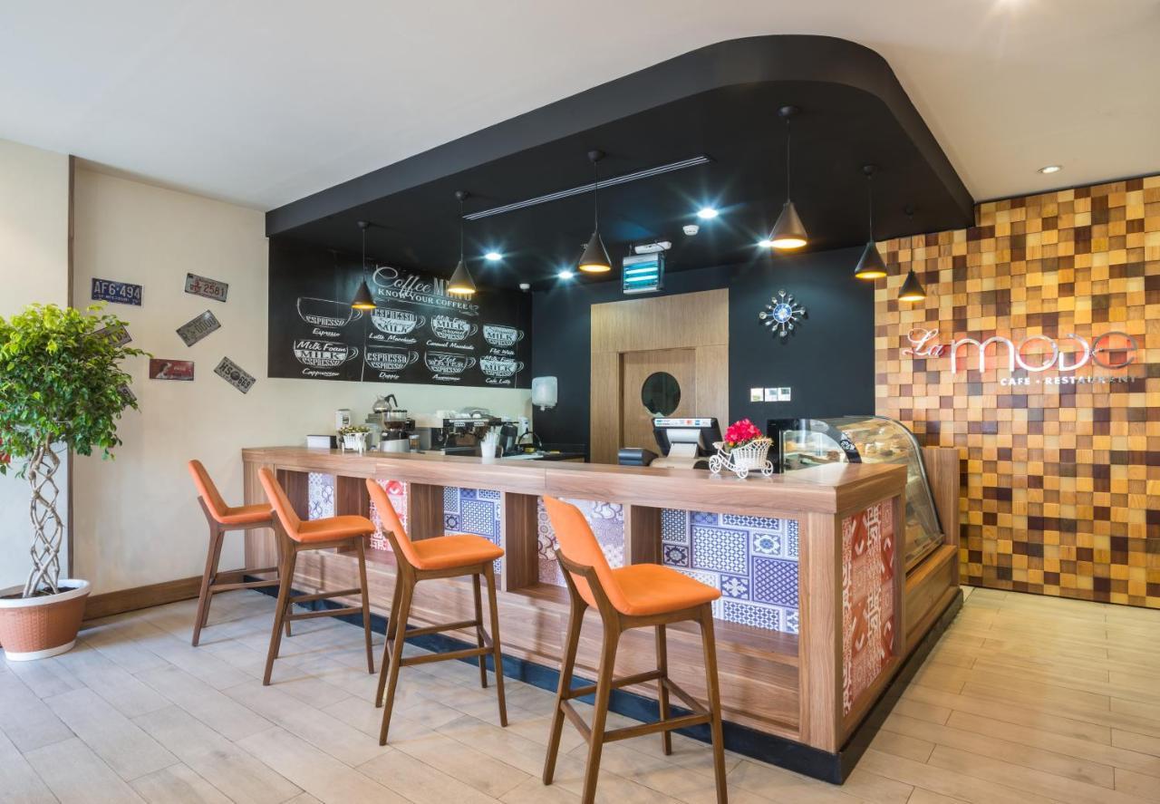 Mena Hotel Табук Екстер'єр фото