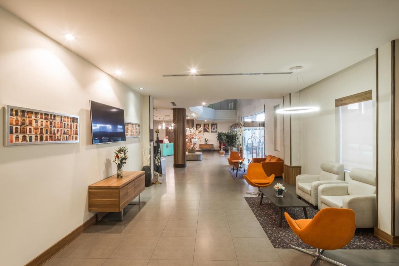 Mena Hotel Табук Екстер'єр фото