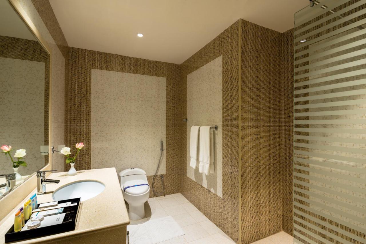 Mena Hotel Табук Екстер'єр фото