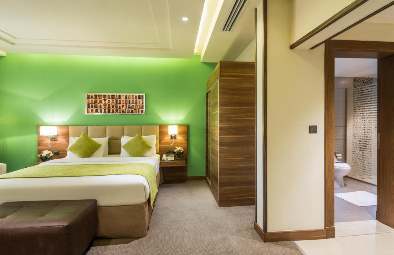 Mena Hotel Табук Екстер'єр фото