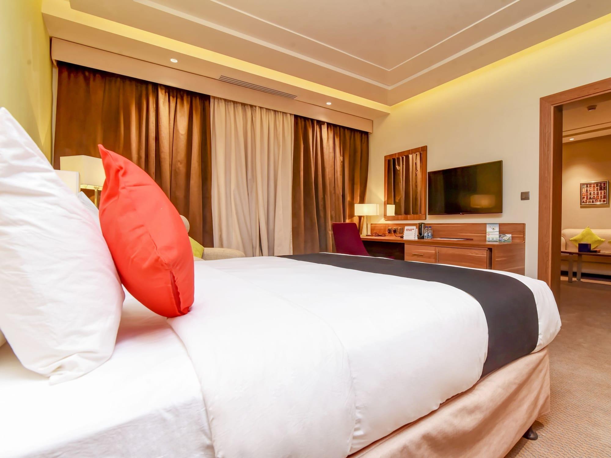 Mena Hotel Табук Екстер'єр фото