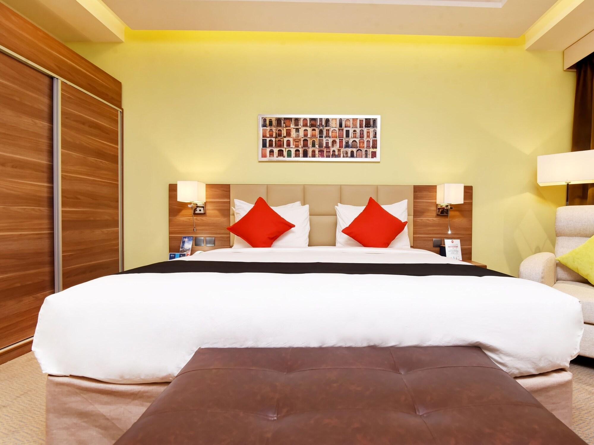 Mena Hotel Табук Екстер'єр фото