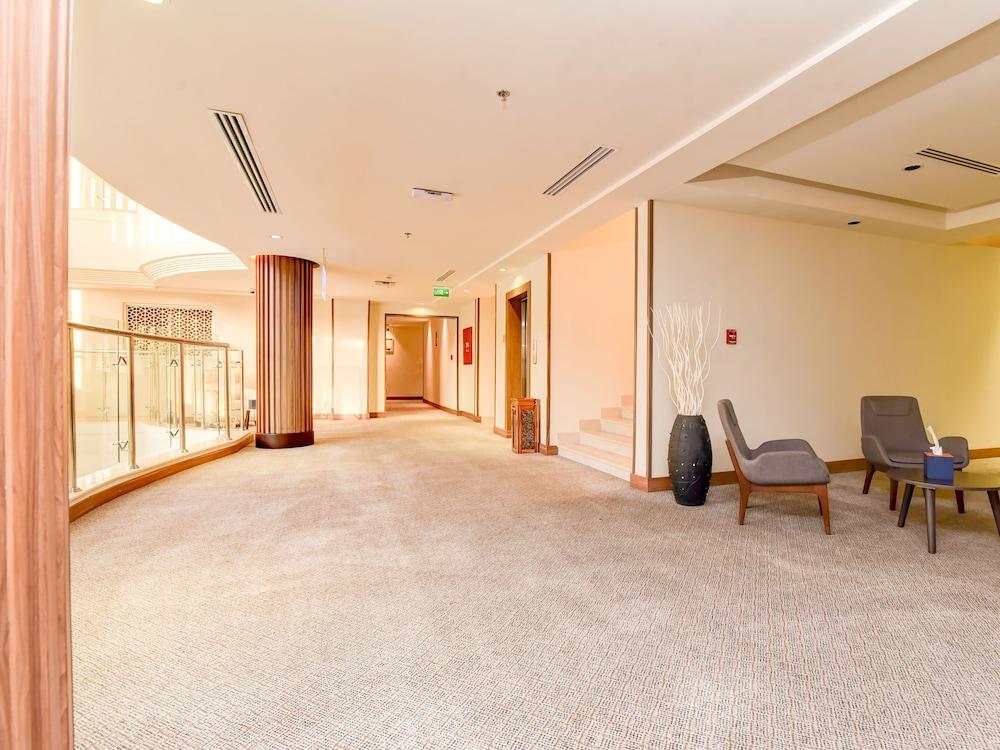 Mena Hotel Табук Екстер'єр фото
